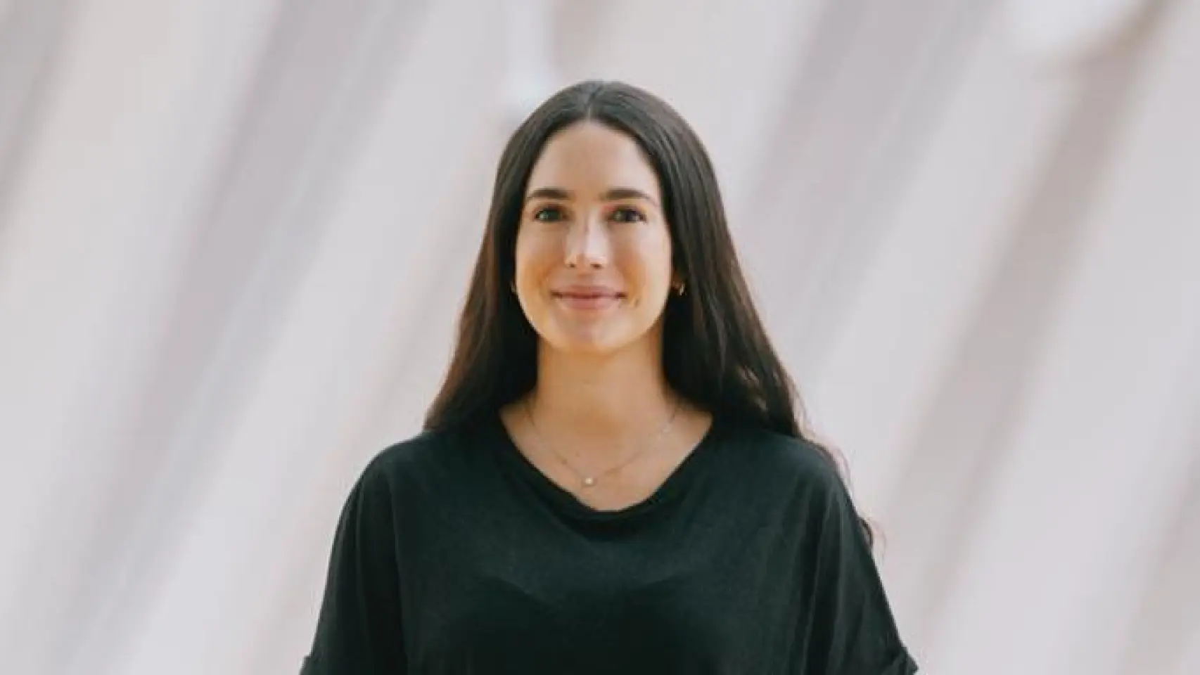 Pyratex y Regina Polanco: La Ingeniería de Tejidos que Está Revolucionando la Moda Sostenible