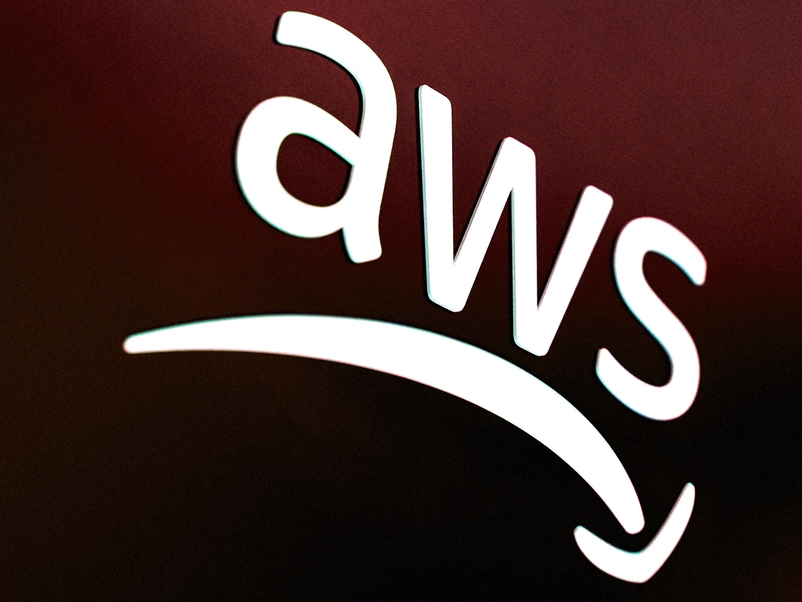 El día que Internet "expulsó" a los estudiantes: Lecciones de la gran Caída de AWS en la educación